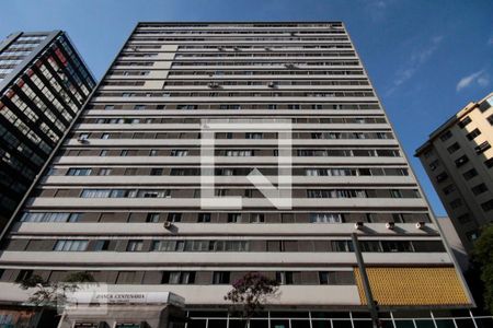 Apartamento à venda com 58m², 1 quarto e sem vagaFachada