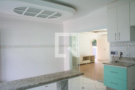 Casa à venda com 353m², 5 quartos e 6 vagasCozinha