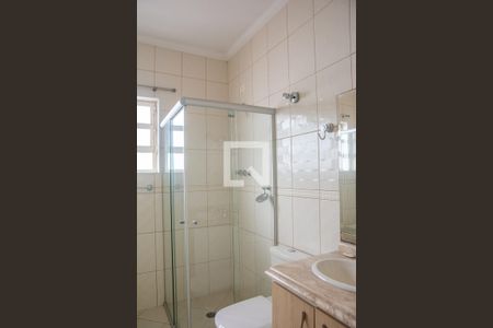 Casa à venda com 353m², 5 quartos e 6 vagasBanheiro