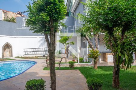 Casa à venda com 353m², 5 quartos e 6 vagasVista do Quarto 2