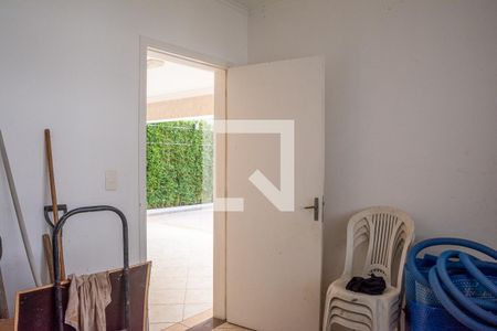 Casa à venda com 353m², 5 quartos e 6 vagasQuarto de Serviço