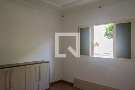 Casa à venda com 353m², 5 quartos e 6 vagasQuarto 2