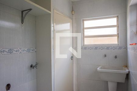 Casa à venda com 353m², 5 quartos e 6 vagasÁrea de Serviço