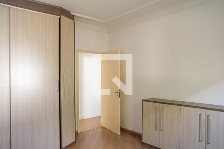 Casa à venda com 353m², 5 quartos e 6 vagasQuarto 2