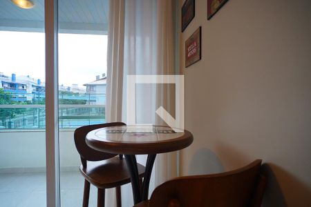 Sala de apartamento para alugar com 2 quartos, 82m² em Ingleses do Rio Vermelho, Florianópolis