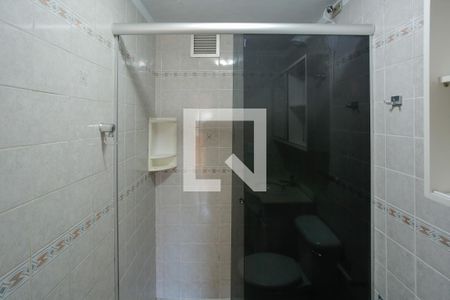 Banheiro de apartamento para alugar com 3 quartos, 70m² em Sarandi, Porto Alegre