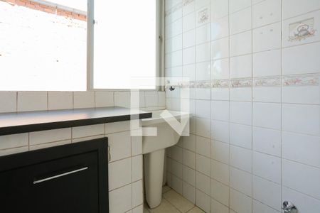 Lavanderia de apartamento para alugar com 3 quartos, 70m² em Sarandi, Porto Alegre