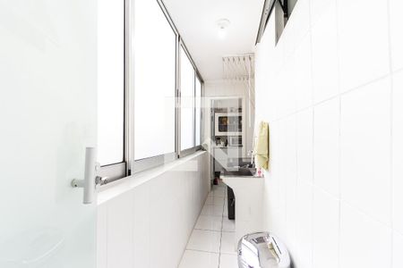 Apartamento à venda com 126m², 3 quartos e 1 vagaÁrea de Serviço