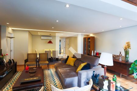 Sala de apartamento para alugar com 3 quartos, 130m² em Real Parque, São Paulo
