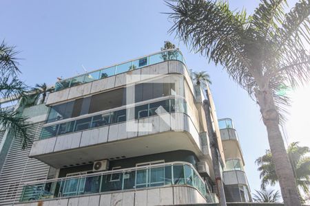 Apartamento para alugar com 160m², 3 quartos e 2 vagasPlaca Quinto Andar