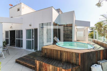 Apartamento para alugar com 160m², 3 quartos e 2 vagasVaranda e Terraço