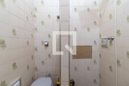 Casa à venda com 183m², 2 quartos e 2 vagasBanheiro 1