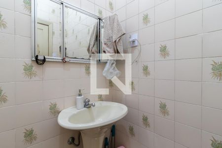 Casa à venda com 183m², 2 quartos e 2 vagasBanheiro 1