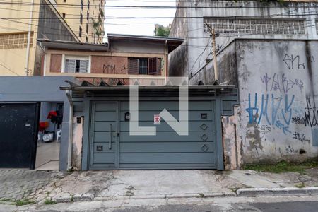 Casa à venda com 183m², 2 quartos e 2 vagasFachada