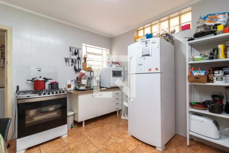 Casa à venda com 183m², 2 quartos e 2 vagasCozinha