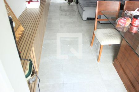 Sala de apartamento à venda com 2 quartos, 58m² em Picanço, Guarulhos