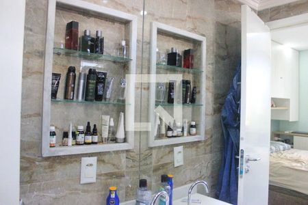 Apartamento à venda com 58m², 2 quartos e 1 vagaBanheiro da Suíte