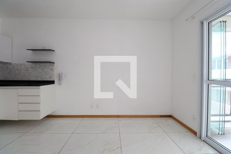 Sala/Cozinha de kitnet/studio para alugar com 1 quarto, 38m² em Pompeia, São Paulo