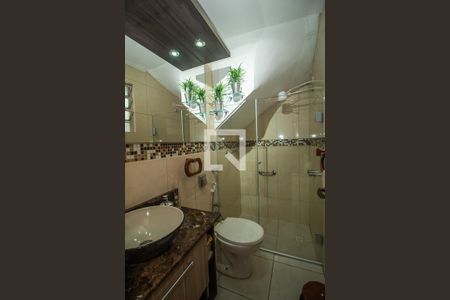 Banheiro de casa à venda com 3 quartos, 100m² em Partenon, Porto Alegre