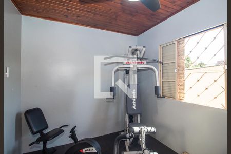 Casa à venda com 100m², 3 quartos e 1 vaga Casa à venda com 100m², 3 quartos e 1 vagaAcademia