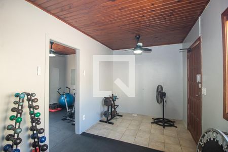 Casa à venda com 100m², 3 quartos e 1 vaga Casa à venda com 100m², 3 quartos e 1 vagaAcademia