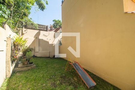 Casa à venda com 100m², 3 quartos e 1 vaga Casa à venda com 100m², 3 quartos e 1 vagaÁrea comum