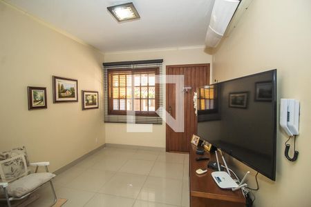 Sala de casa à venda com 3 quartos, 100m² em Partenon, Porto Alegre