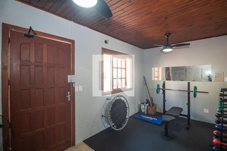 Casa à venda com 100m², 3 quartos e 1 vaga Casa à venda com 100m², 3 quartos e 1 vagaAcademia