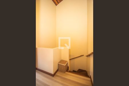 Casa à venda com 100m², 3 quartos e 1 vaga Casa à venda com 100m², 3 quartos e 1 vagaCorredor