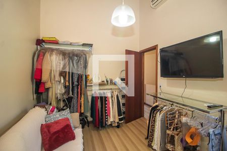 Casa à venda com 100m², 3 quartos e 1 vaga Casa à venda com 100m², 3 quartos e 1 vagaQuarto