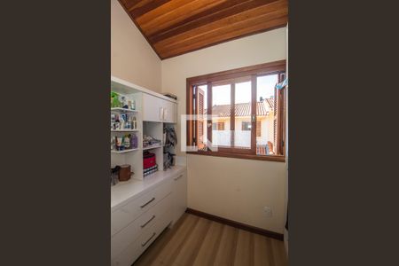 Casa à venda com 100m², 3 quartos e 1 vaga Casa à venda com 100m², 3 quartos e 1 vagaCloset