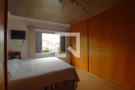 Casa à venda com 330m², 4 quartos e 4 vagasSuíte 4