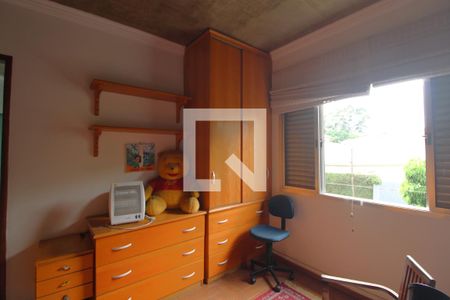 Casa à venda com 330m², 4 quartos e 4 vagasSuíte 3