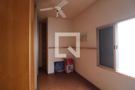 Casa à venda com 330m², 4 quartos e 4 vagasSuíte 2