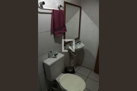 Banheiro de apartamento à venda com 2 quartos, 44m² em Duque de Caxias, São Leopoldo