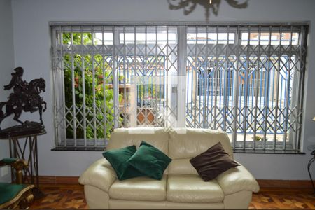 Sala de casa à venda com 5 quartos, 150m² em Vila Monumento, São Paulo