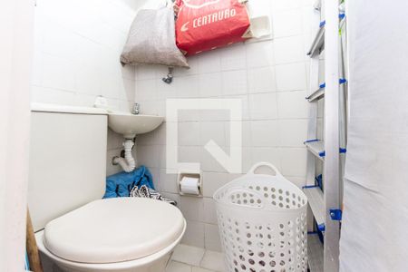 Apartamento à venda com 73m², 3 quartos e 2 vagas Apartamento à venda com 73m², 3 quartos e 2 vagasBanheiro de Serviço