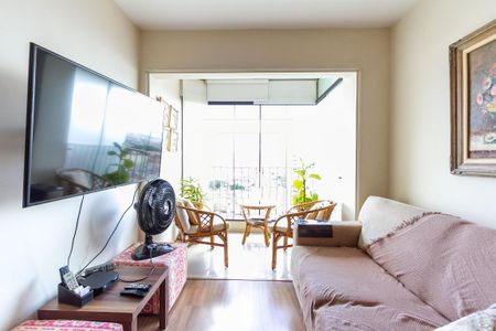 Apartamento à venda com 73m², 3 quartos e 2 vagas Apartamento à venda com 73m², 3 quartos e 2 vagasSala