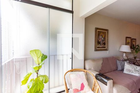 Apartamento à venda com 73m², 3 quartos e 2 vagas Apartamento à venda com 73m², 3 quartos e 2 vagasSala