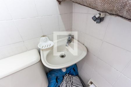 Apartamento à venda com 73m², 3 quartos e 2 vagas Apartamento à venda com 73m², 3 quartos e 2 vagasBanheiro de Serviço