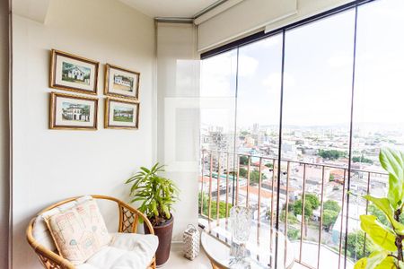 Apartamento à venda com 73m², 3 quartos e 2 vagas Apartamento à venda com 73m², 3 quartos e 2 vagasVaranda