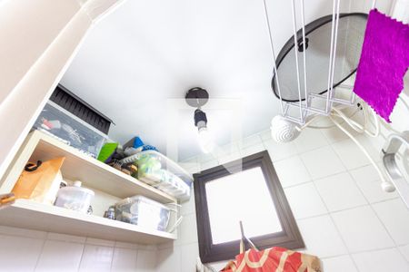 Apartamento à venda com 73m², 3 quartos e 2 vagas Apartamento à venda com 73m², 3 quartos e 2 vagasBanheiro de Serviço