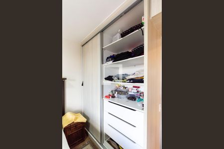 Apartamento à venda com 73m², 3 quartos e 2 vagas Apartamento à venda com 73m², 3 quartos e 2 vagasQuarto 2