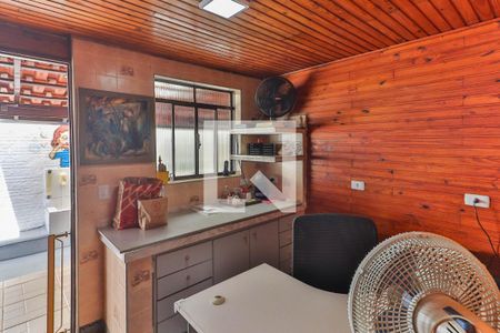 Casa para alugar com 696m², 4 quartos e 4 vagasEscritorio