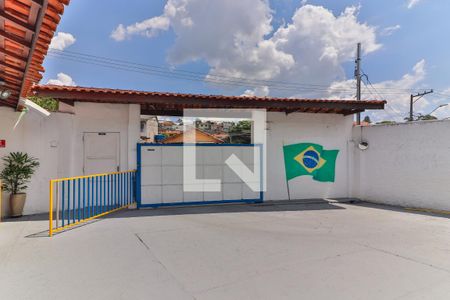 Quital / Patio de casa para alugar com 4 quartos, 696m² em Vila Santo Antônio, Cotia