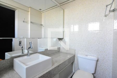 Banheiro da Suíte 1 de apartamento para alugar com 3 quartos, 190m² em Gutierrez, Belo Horizonte
