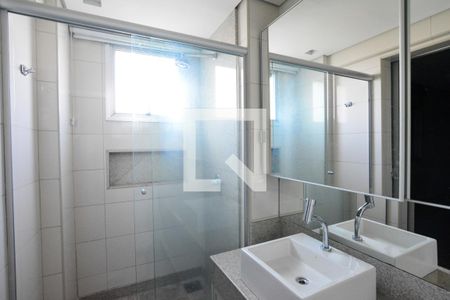 Banheiro da Suíte 1 de apartamento para alugar com 3 quartos, 190m² em Gutierrez, Belo Horizonte