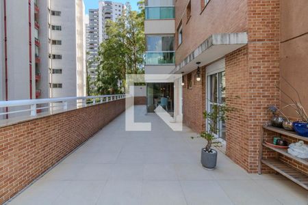 Apartamento à venda com 188m², 2 quartos e 3 vagasQuintal