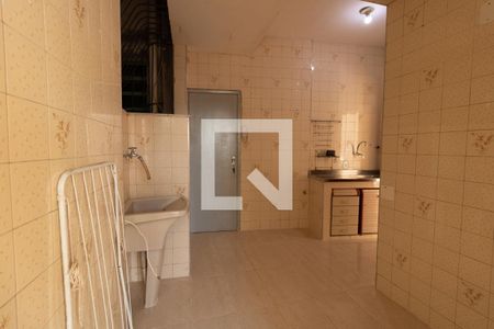 Cozinha e Área de Serviço de apartamento para alugar com 2 quartos, 59m² em São Cristóvão, Rio de Janeiro