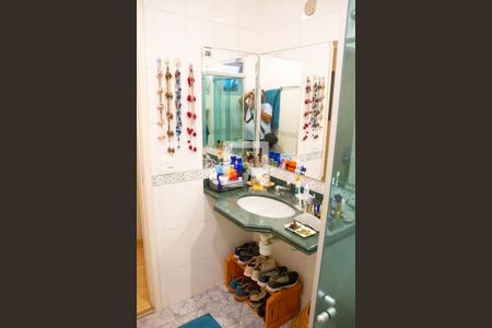 Casa de condomínio à venda com 119m², 2 quartos e 1 vaga Casa de condomínio à venda com 119m², 2 quartos e 1 vagaBanheiro da Suíte 1